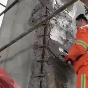 永昌梁板柱楼梯空洞蜂窝剥落露筋等表面破损修补用高强聚合物修补砂浆